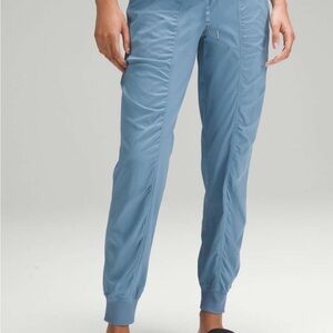 Dance Studio mid-rise jogger